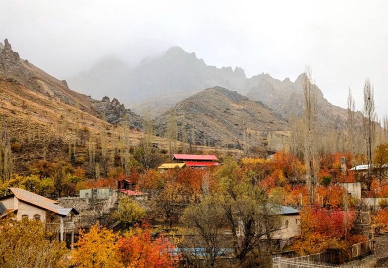 طبیعت زیبای روستای لالان